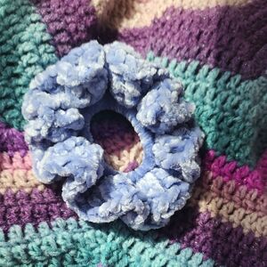 1 Scrunchie
